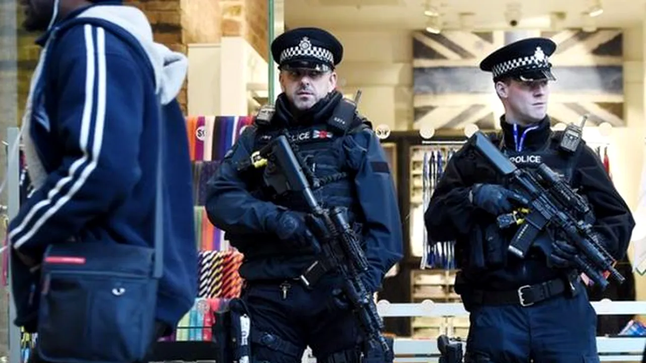 Un român a fost împuşcat mortal la doar două zile după ce a ajuns în Londra / MAE: Românul ucis ar fi fost victima unei tâlhării
