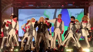 REVELION 2014 ÎN BUCUREŞTI: Loredana, Smiley şi Voltaj, la 