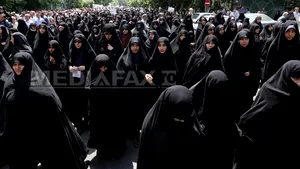 Femeile din Iran riscă pedeapsa cu moartea pentru sfidarea noilor legi morale