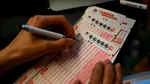 Un american a câștigat 1,04 miliarde de dolari la loterie. Cât ar putea încasa în fiecare lună fără să muncească