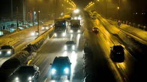 Infotrafic: Circulaţie rutieră normală. Ninge în Bucureşti şi şase judeţe