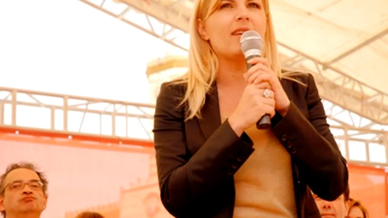 Udrea despre Geoană: Va ajunge de la groapa cu nisip la groapa de gunoi a politicii