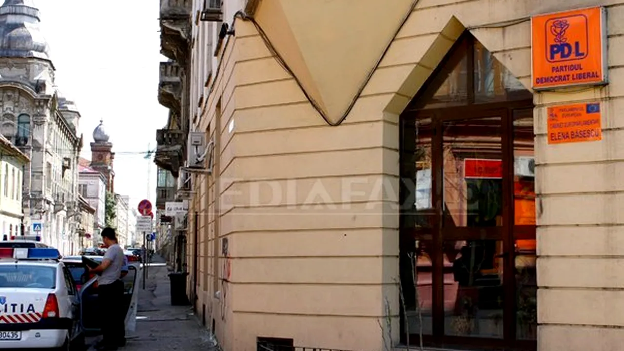 Sediile filialelor PDL Timişoara şi PDL Timiş au fost vandalizate