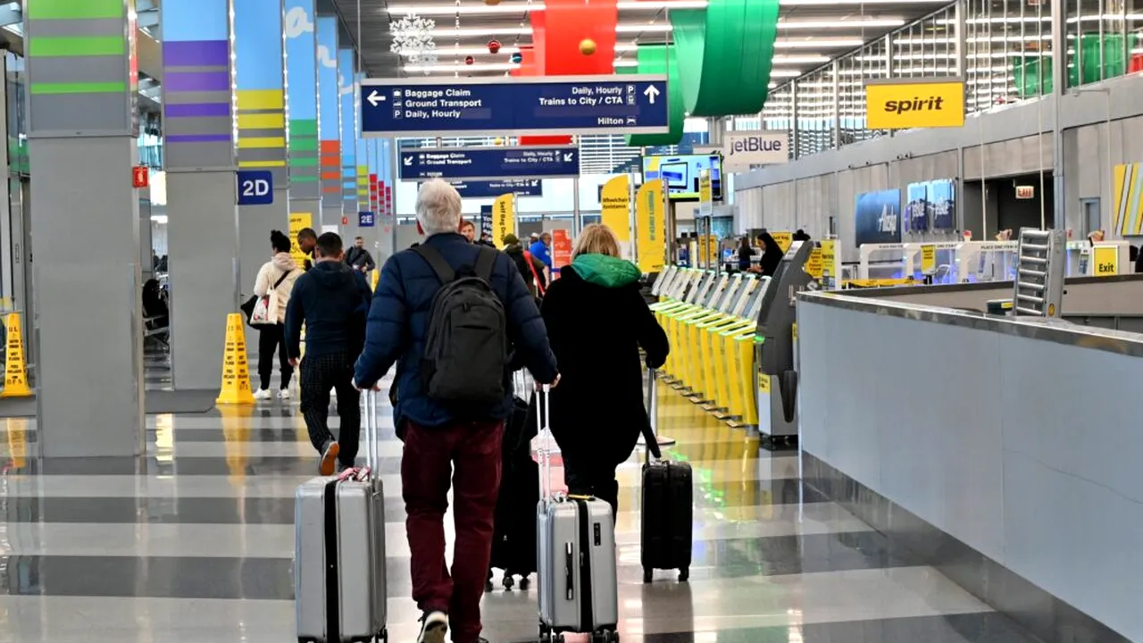 Polonia închide două aeroporturi în urma atacului cu drone din vestul Ucrainei