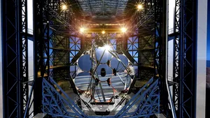 Cum arată marginea Universului. Telescopul care va da ocazia omenirii să „privească” direct cum s-au format stelele după Big Bang şi va furniza informaţii despre natura materiei negre