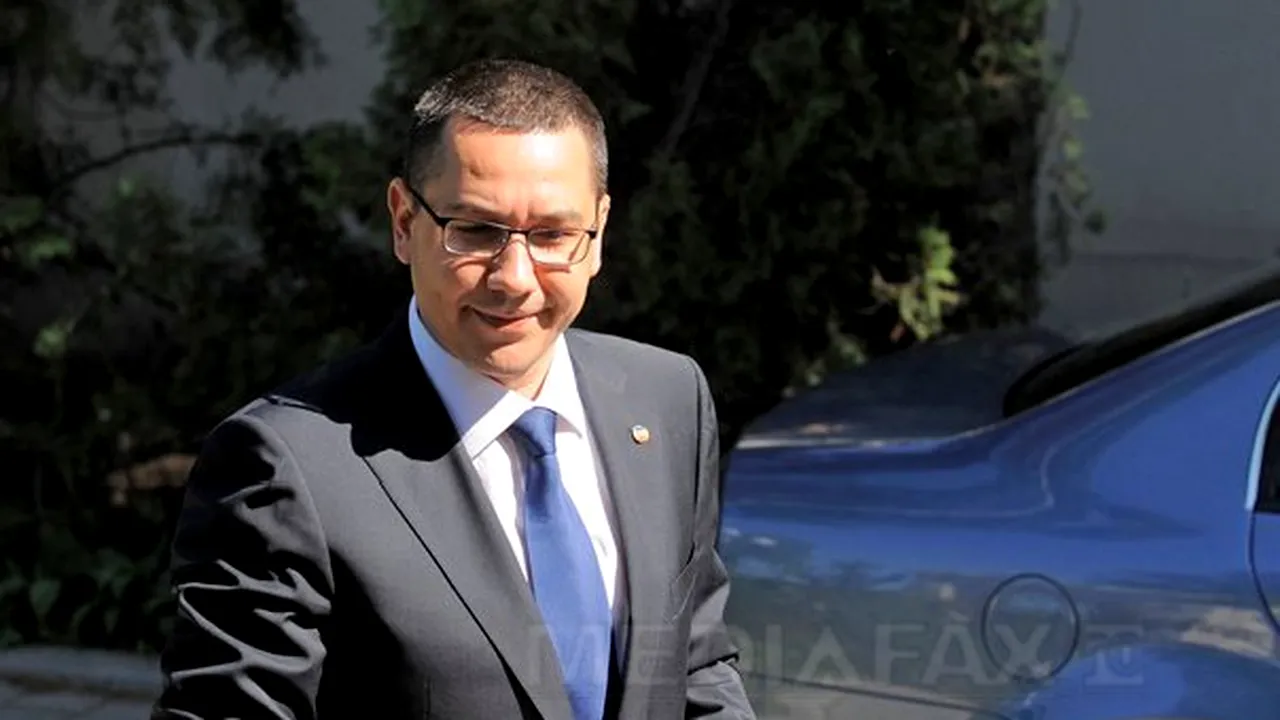 Victor Ponta, la Bruxelles. Premierul a primit  însemnul de conducător al delegaţiei României la reuniunea Consiliului European. Sosirea preşedintelui nu a fost anunţată instituţiilor UE