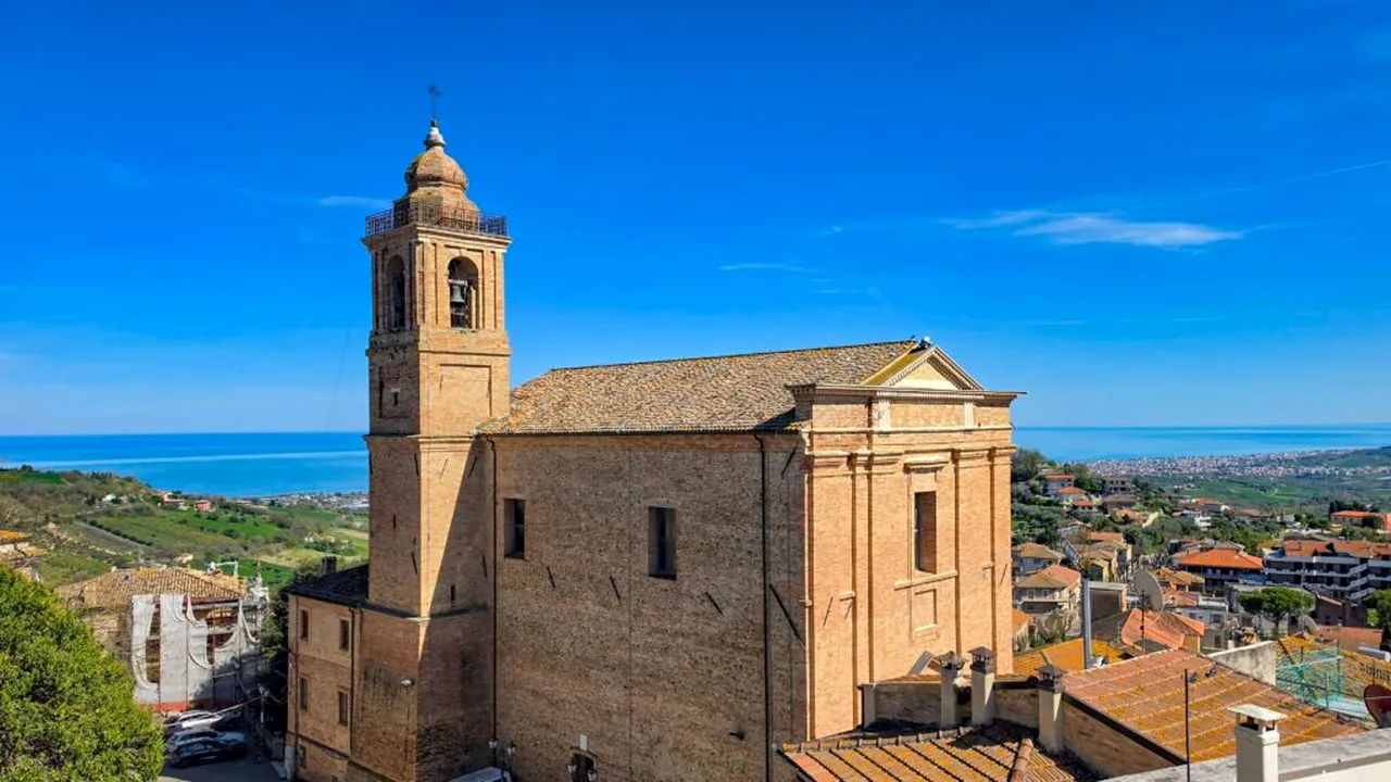 Prânz în mănăstire, printre ziduri vechi de un mileniu. Experiența rară pregătită pentru turiști în Italia