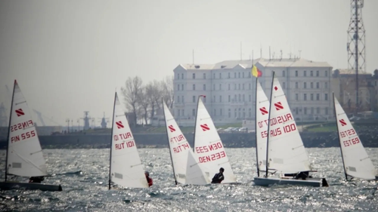 Ebru Bolat a câştigat medalia de argint la Campionatul Mondial de Yachting Zoom8 din Danemarca 