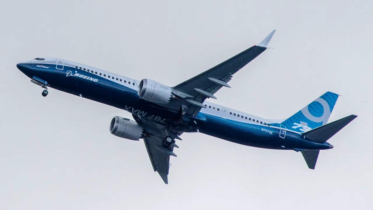 Decizia Boeing după accidentul aviatic din Indonezia. Cumpărătorii avioanelor 737 Max, avertizaţi despre posibile erori ale senzorilor 