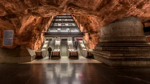 Metroul din Stockholm, cea mai mare galerie de ARTĂ din lume - GALERIE FOTO