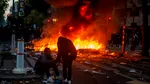 Franța se pregătește pentru noi proteste. Magazine și muzee din Paris își suspendă activitatea de teama violențelor