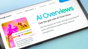Google introduce reclame în AI Overviews și AI Mode pe desktop