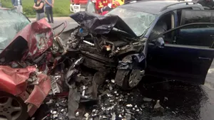 Accident TERIBIL în Hunedoara: Două persoane au murit, iar una se află în stare gravă | FOTO