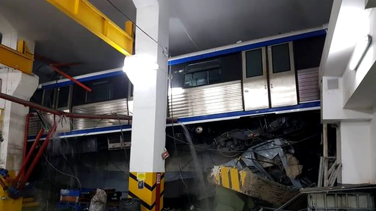 Incidentul grav de la METROU. Explicaţii Metrorex: Un soft „din China, venit via Turcia” a dus la ieşirea garniturii de metrou de pe linie în depoul Berceni