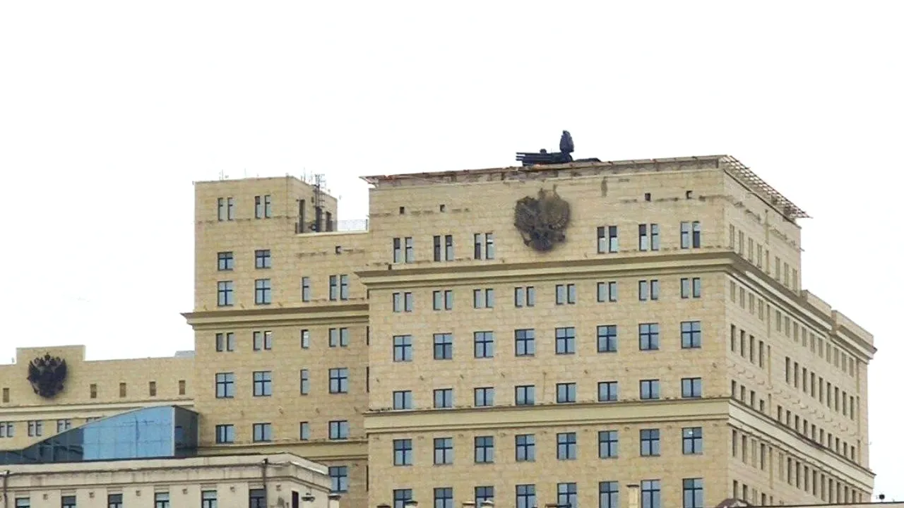 Sisteme de rachete defensive au fost ridicate pe acoperişurile Moscovei. Oficialii ruşi au ordonat apărarea capitalei