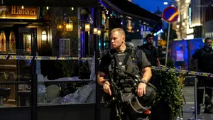 Detalii despre atacul armat din Norvegia: Este investigat ca un posibil atac terorist. A fost arestat un cetăţean norvegian de origine iraniană