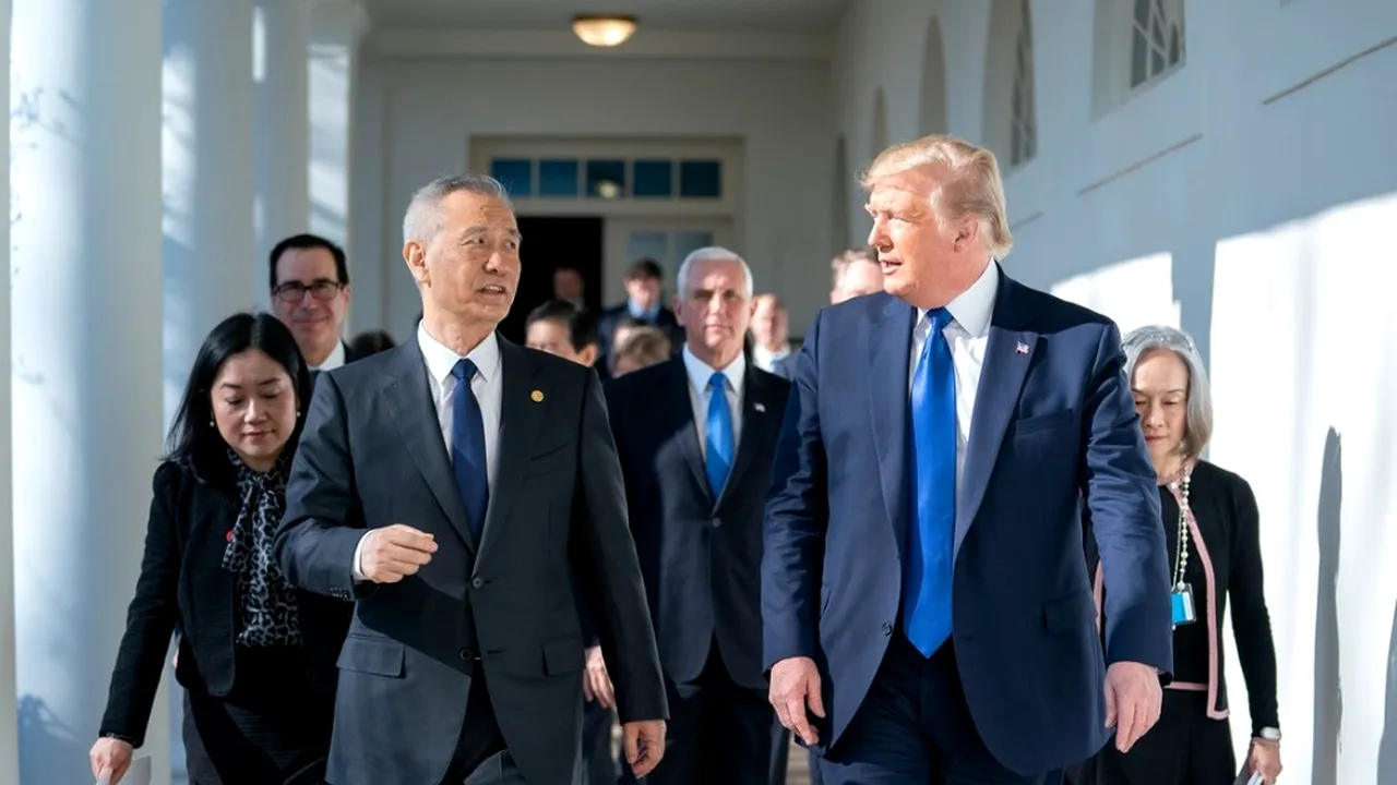 SUA şi China reafirmă angajamentul de aplicare a Primei etape a Acordului comercial