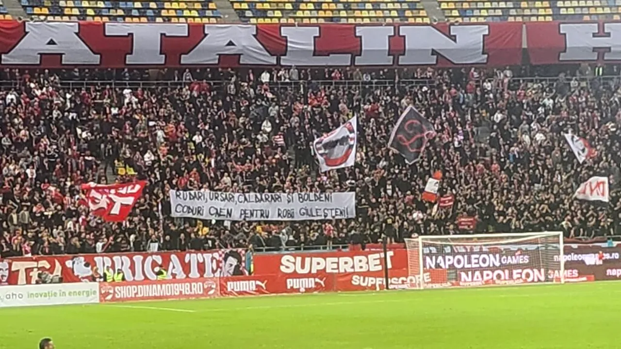 Ultrașii dinamoviști recidivează. Noi bannere cu mesaje rasiste prezente la meciul Dinamo-Rapid