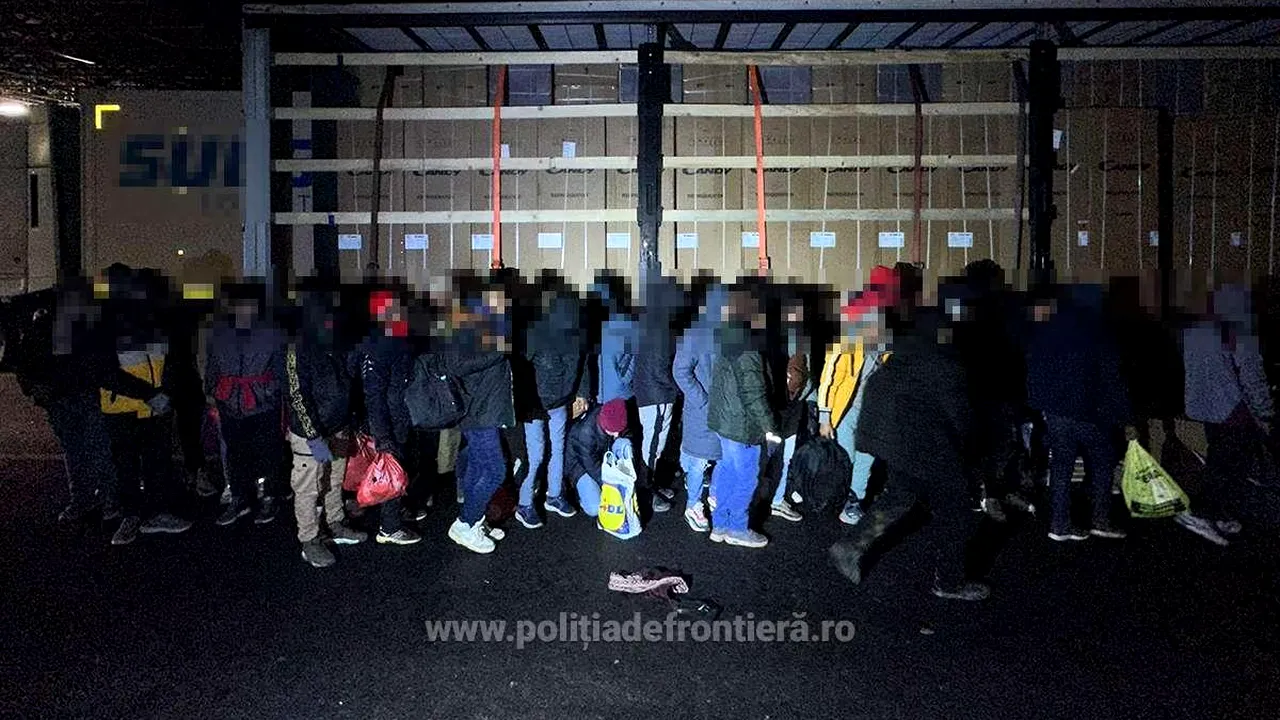 145 de migranţi ascunşi în autovehicule, găsiţi în vama Nădlac II
