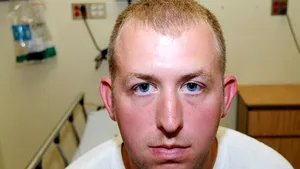 Justiţia din SUA a decis să nu îl pună sub acuzare pe un poliţist ce a împuşcat un tânăr de culoare în Ferguson