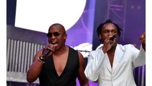 Două legende ale anilor ’90, pe aceeași scenă. Dr. Alban, invitat special în concertul Haddaway din 18 aprilie, de la București