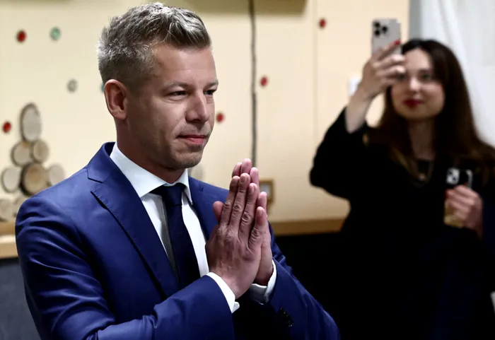 EXTERNE Péter Magyar cere demisia „marionetelor lui Orbán”