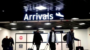Sute de mii de pasageri, afectați de închiderea pentru o zi a aeroportului Heathrow din Londra