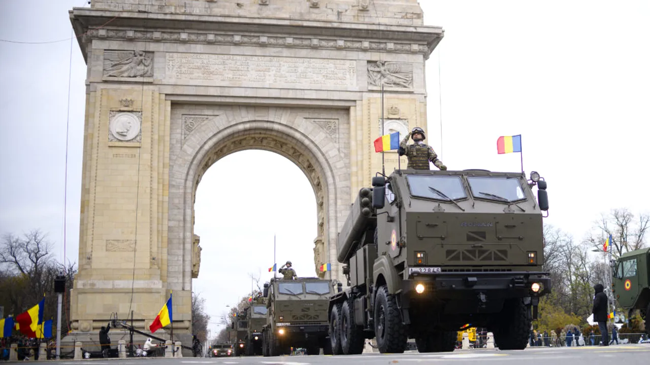 Repetiție generală pentru Parada militară de 1 Decembrie. Trafic restricționat în Capitală, în zona Arcul de Triumf