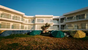 O româncă este prima turistă străină depistată cu coronavirus în insula Creta, Grecia. MAE, despre situaţia femeii şi a grupului