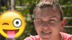 Simona Halep apare într-un clip în care imită diferite emoticon-uri - VIDEO