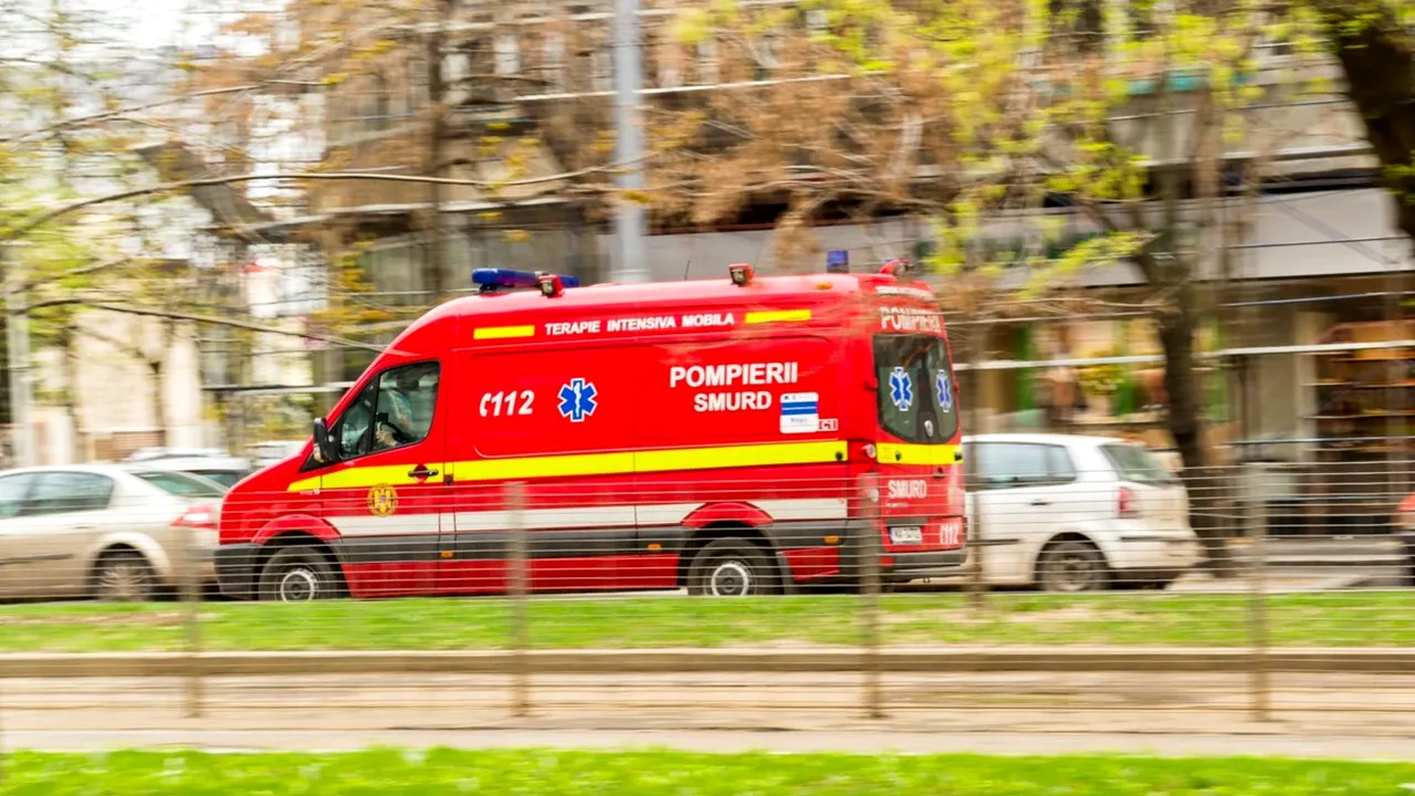 Un poliţist militar a murit după ce s-a aruncat de la etajul cinci al blocului din Buzău în care locuia