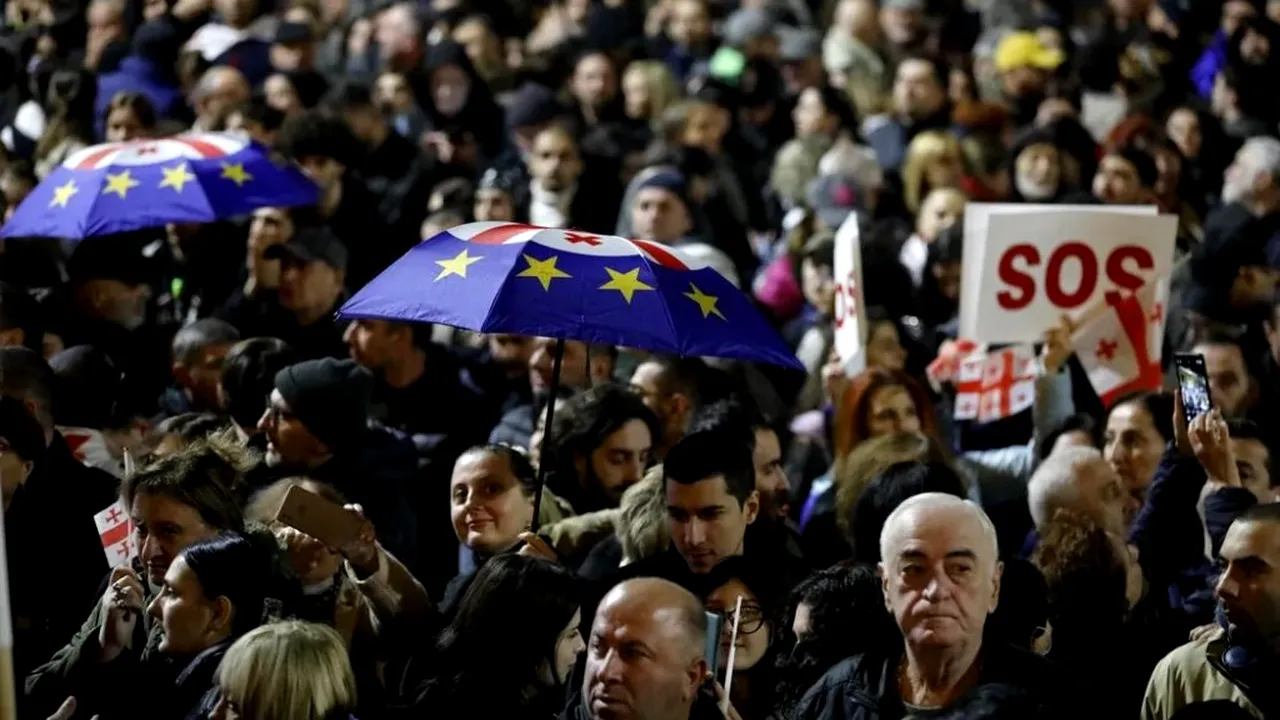 Arma chimică interzisă din Primul Război Mondial folosită în Georgia. Protestatarii au arsuri pe piele