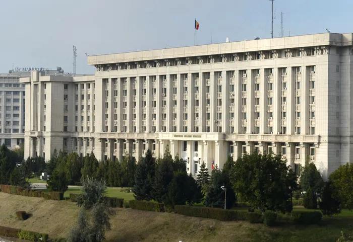 SOCIAL Tulcea: Un proiectil neexplodat a fost descoperit într-o curte. Autoritățile au securizat zona