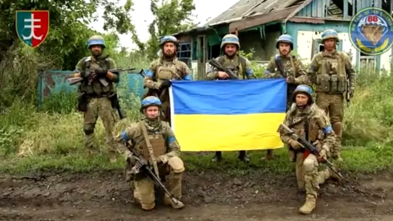 Războiul din Ucraina, ziua 474. Cel mai mare exerciţiu militar din istoria NATO are loc astăzi/ Ucraina cucereşte sat după sat în Doneţk / Medvedev provoacă de Ziua Rusiei / Alarmă pe canalele ruseşti de Telegram: duşmanii înaintează 7 kilometri pe zi