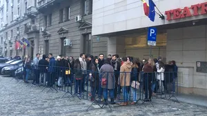 Protest al medicilor rezidenţi, în faţa Ministerului Sănătăţii: Situaţia salariilor este incertă / 