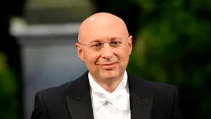 Laureat cu Nobel, arădeanul Stefan Hell: dealul şi penarul care l-au atras către ştiinţe - VIDEO