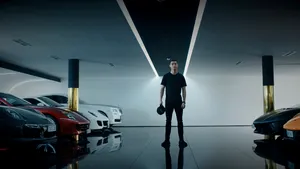 Ronaldo şi-a mai adăugat o maşină de lux la colecţie. Pe ce a plătit zece milioane de euro 