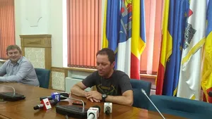 FOTO Horia Colibăşanu s-a întors din expediţia pe Everest: ”La 7.700 de metri mi s-a furat cortul”