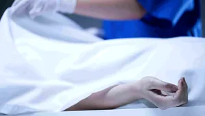 Corpul unui bărbat care a murit în Mexic, returnat cu organe lipsă. Soţia decedatului cere sprijinul şefului statului