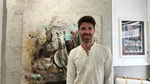 [VIDEO-REPORTAJ] Daniel Zlota, românul care a pictat un tablou pentru F.C. Barcelona inspirat de tehnica de vopsire a ouălor de Paște