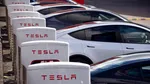 Investitorii Tesla încearcă să controleze acțiunile lui Elon Musk