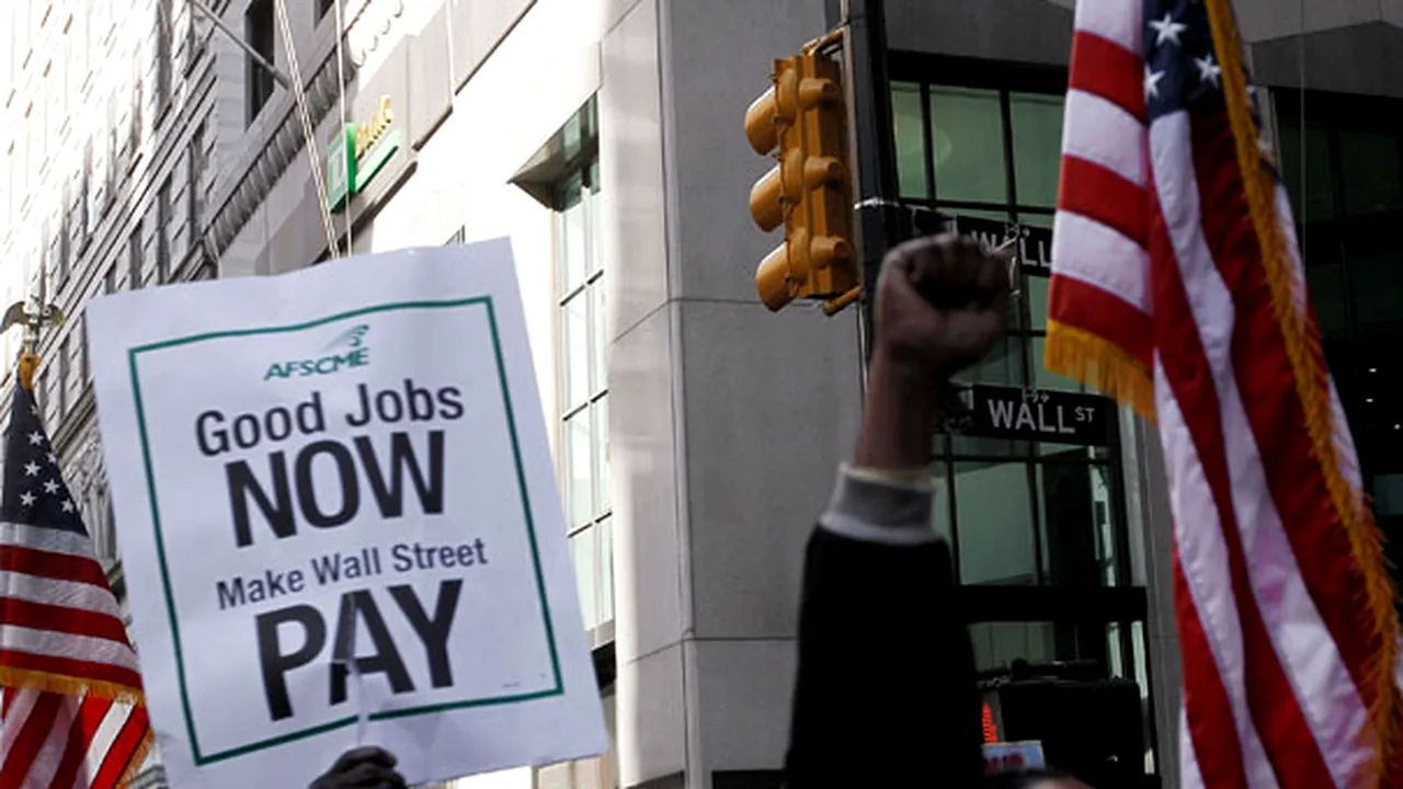 Proteste la New York faţă de rolul băncilor în declanşarea crizei economice