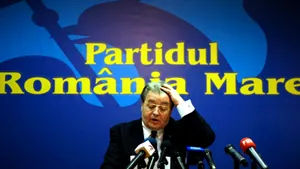 Vadim Tudor a făcut apel la membrii şi simpatizanţii PRM să nu intre în panică