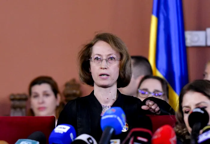 SOCIAL Peste 170 de magistrați semnează un mesaj de solidaritate cu judecătorii Laurențiu Beșu și Raluca Moroșanu: „Tăcerea nu este o opțiune”