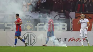 Rapid București, amendată cu aproape 40.000 de lei după incidentele de la derbiul cu FCSB
