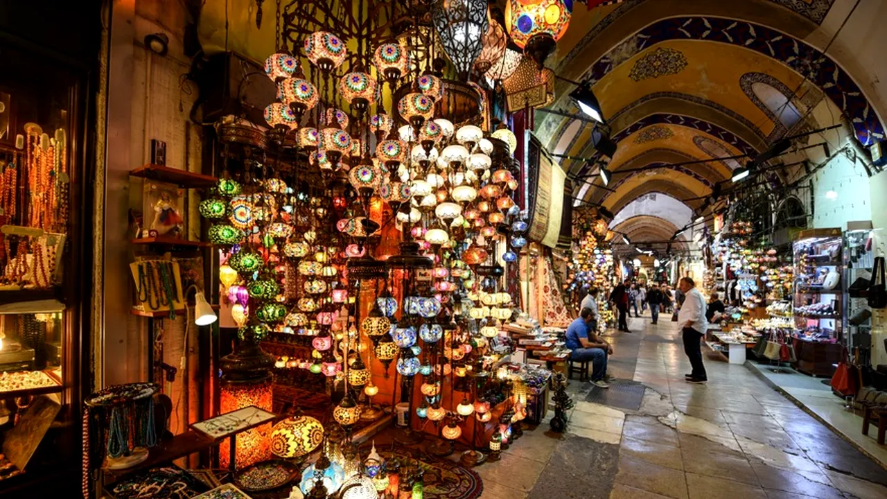 Istanbul: Destinaţia ideală pentru luna reducerilor
