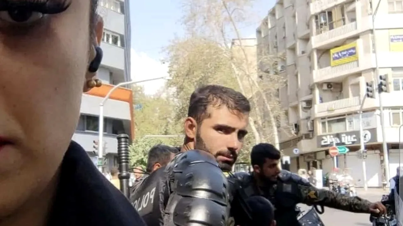 Protestatarii iranieni sfidează represiunea cu demonstraţii la nivel naţional