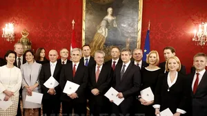 Noul Guvern de coaliţie din Austria a depus jurământul