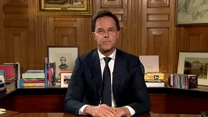 Premierul Olandei: O mare parte a populaţiei olandeze va fi infectată cu Coronavirus
