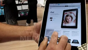 iPad 2 va avea două camere foto-video